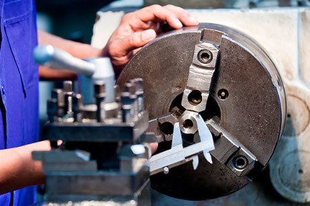 1.- MATERIALES Y FABRICACIÓN (2025-26)